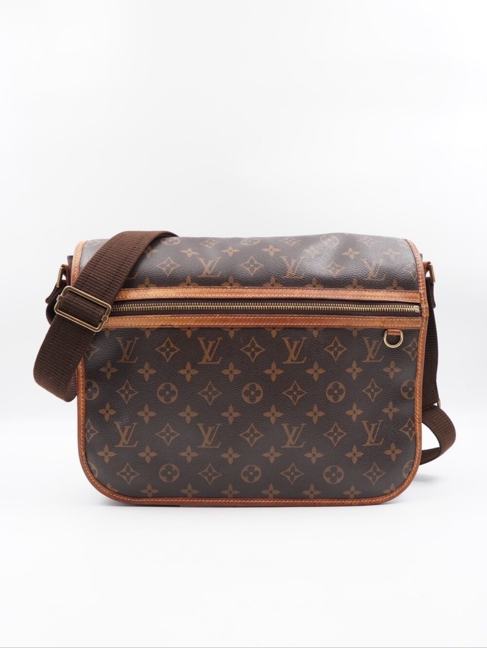 CM26 💗 Louis Vuitton Monogram Bosphore Messenger PM